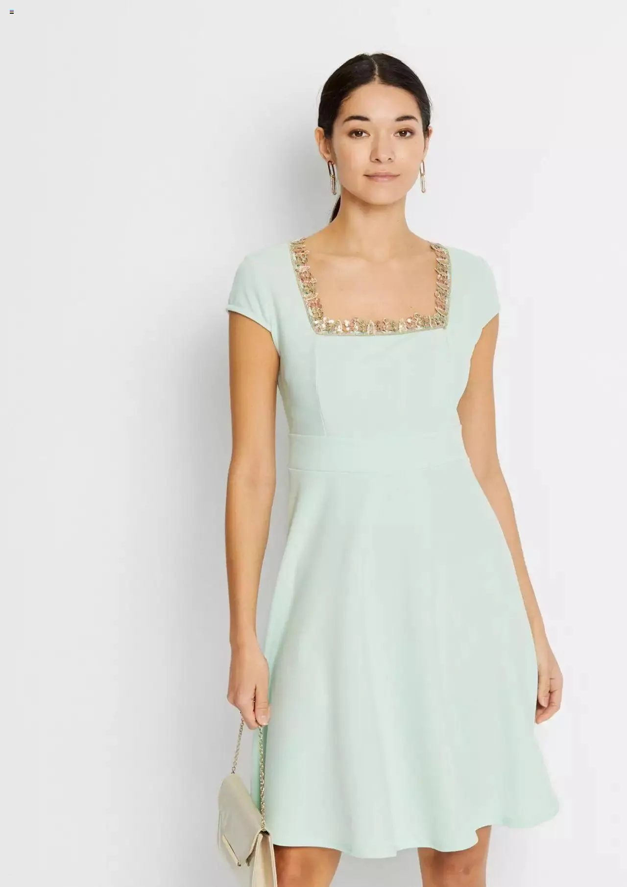 Catalog Catalog Bonprix de la 1 aprilie până la 31 decembrie 2023 - Revista Pagina 14