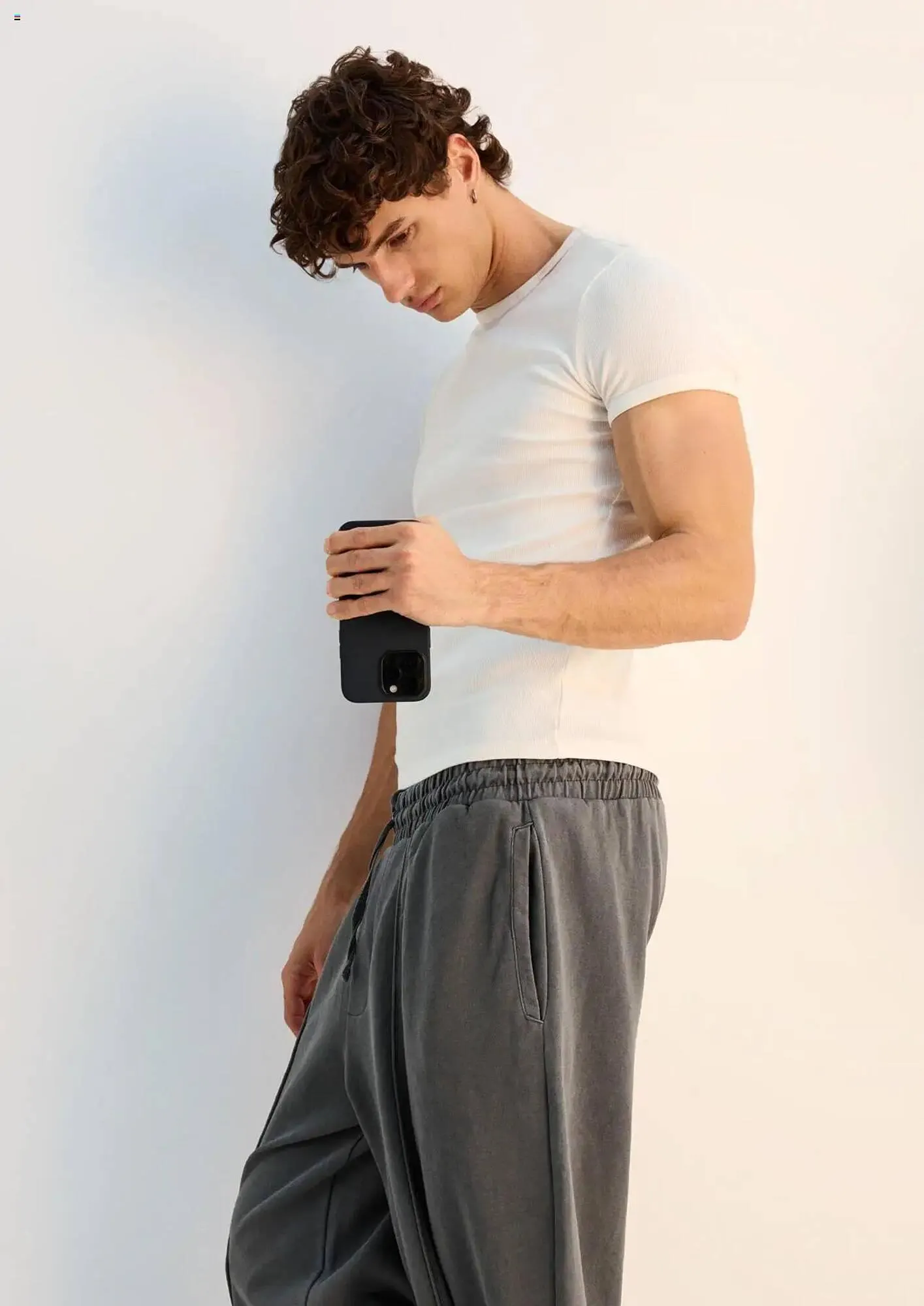 Catalog Catalog Bershka de la 1 martie până la 31 martie 2025 - Revista Pagina 16