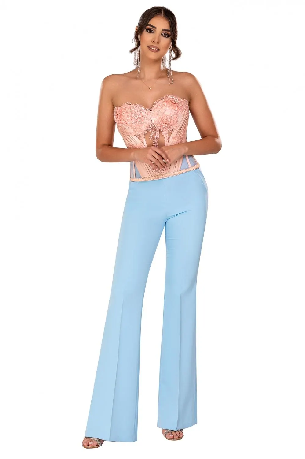 Pantaloni evazati bleu cu talie inalta