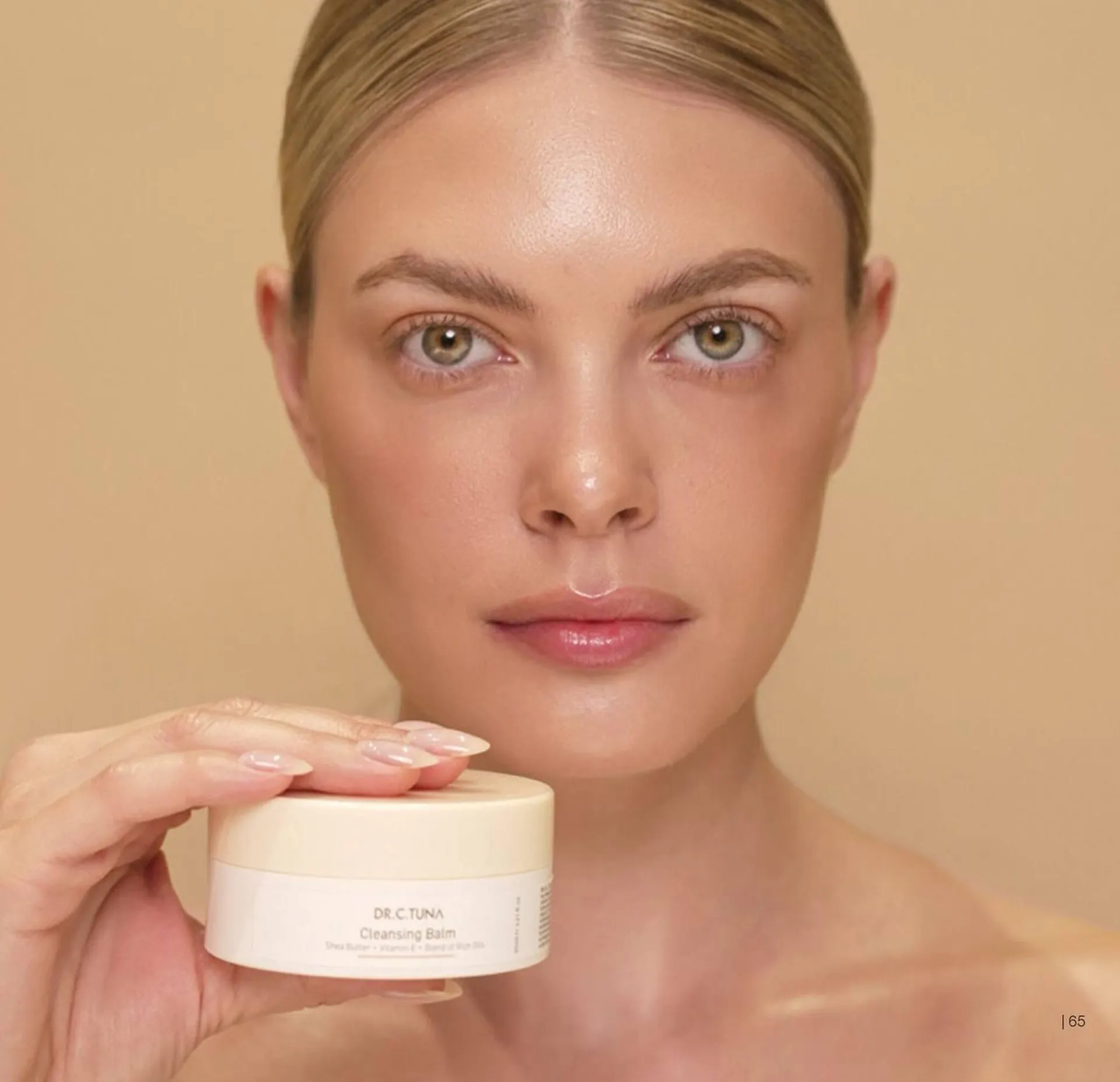 Catalog Catalog Farmasi de la 1 aprilie până la 31 august 2026 - Revista Pagina 167