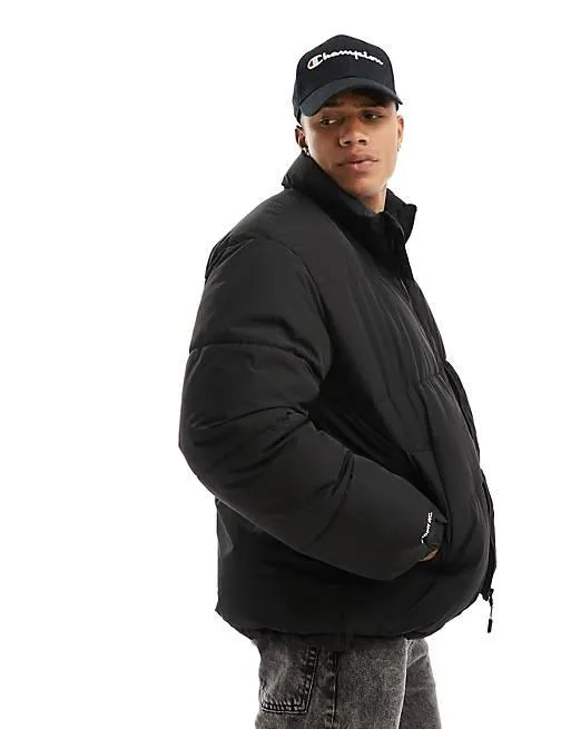 Bershka – Svart pufferjacka