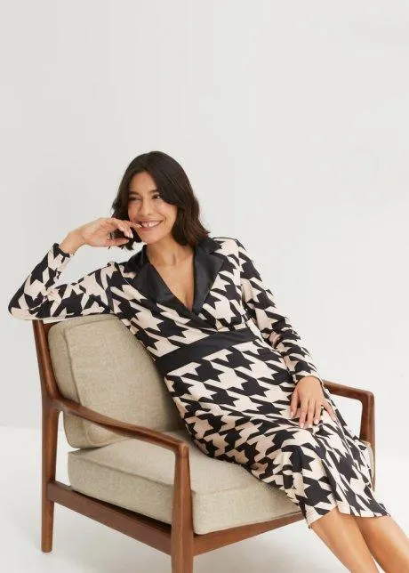 Klänning med omlottlook