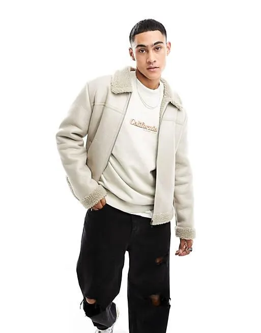 New Look – Gråbeige pilotjacka i fårskinnsimitation