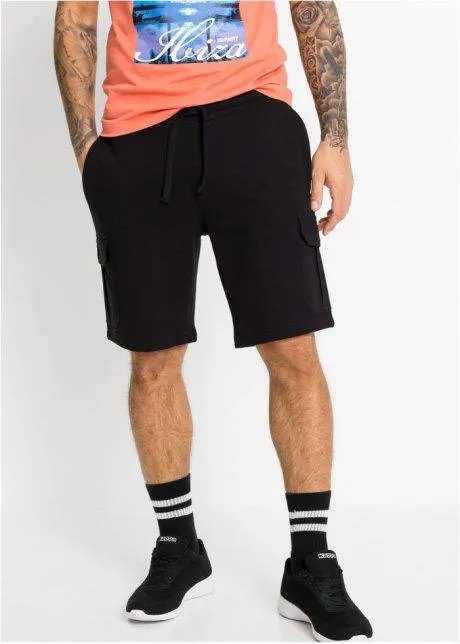 Trikåbermudas i cargostil