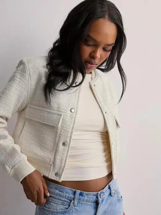 Short Structure Jacket