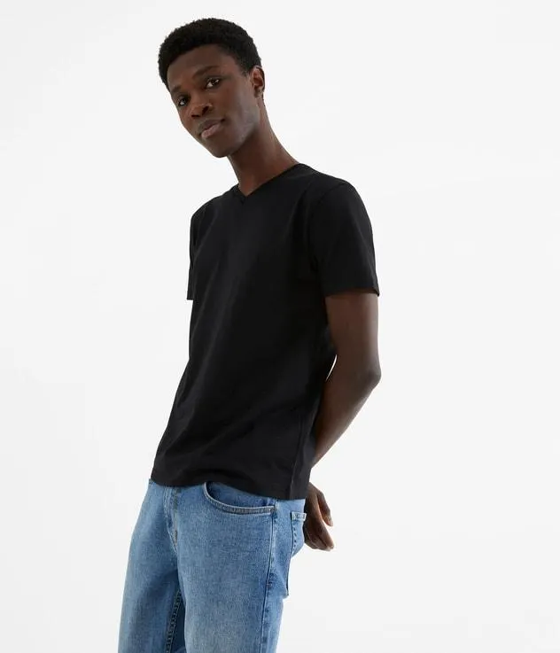 V-ringad t-shirt