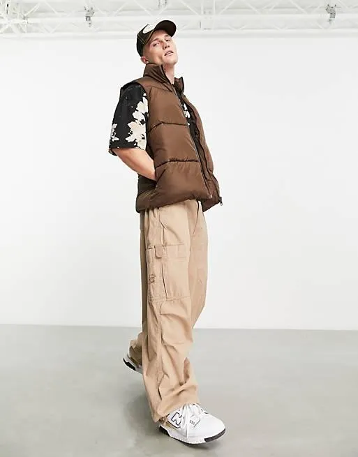 ASOS DESIGN – Brun pufferväst