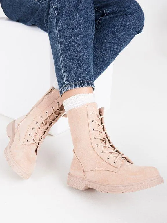 Kotníkové kozačky hiker