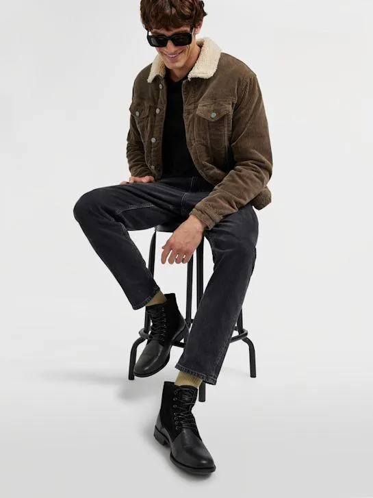 Šnurovacia členková obuv