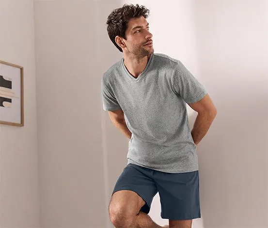 Tričká s výstrihom do V, 2 ks