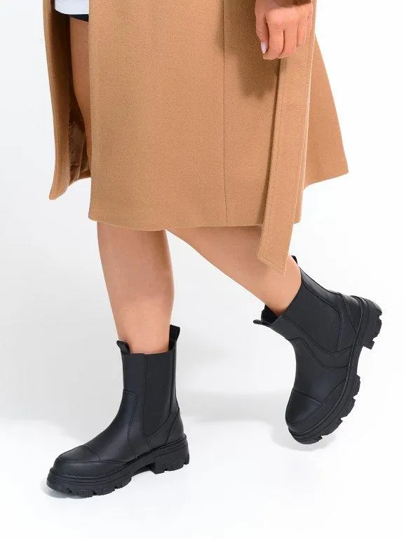 Chelsea kozačky na platformě