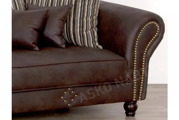 Široká pohovka Carlos, hnedá látka / vankúše so vzorom