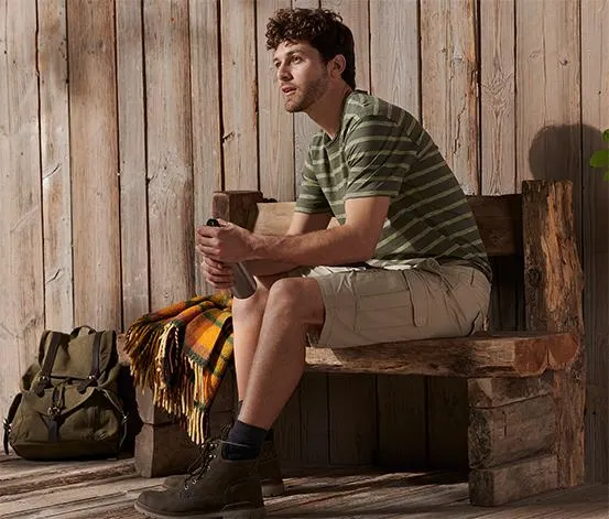 Cargo bermudy, pieskové