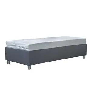 Postel s polohovacím roštem