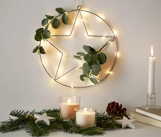 Kruh s LED a umelými vetvičkami