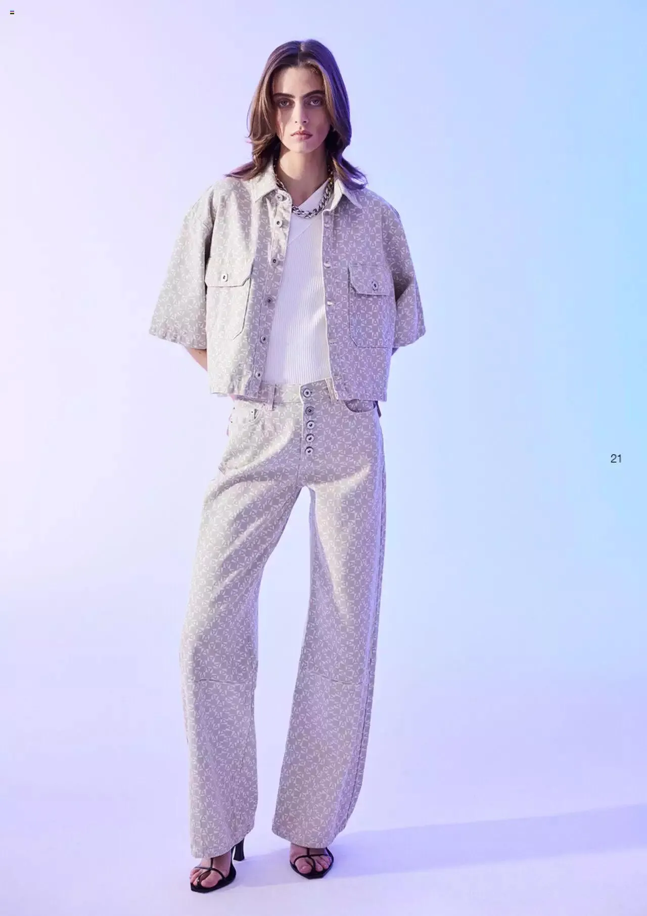 Katalog Beymen Katalog - Academia 2023 İlkbahar/Yaz Kadin 13 Mart - 31 Aralık 2023 - aktüel Sayfa 23