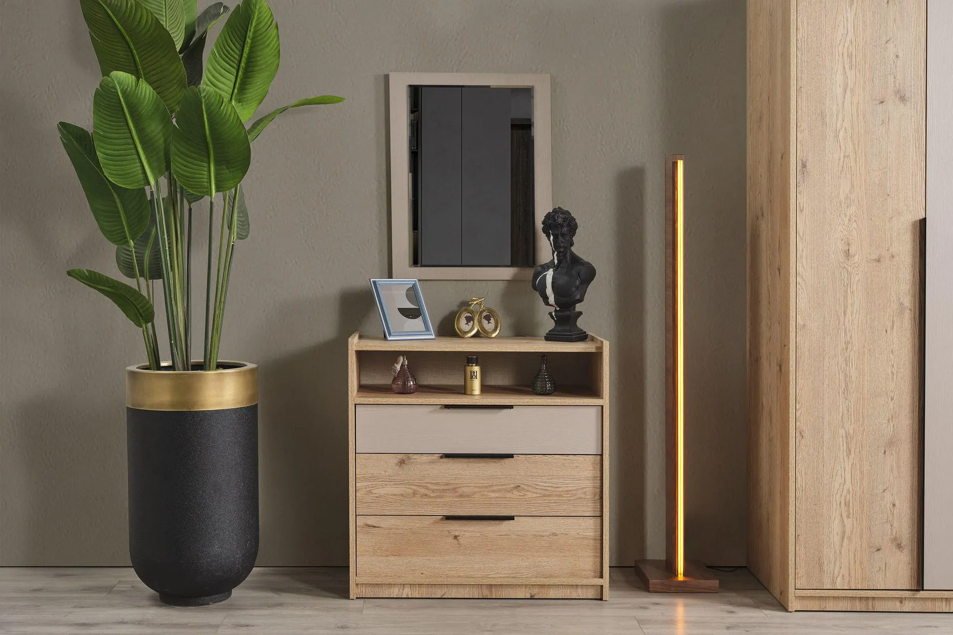 Magna Şifonyer Ve Aynası, 3 Çekmeceli