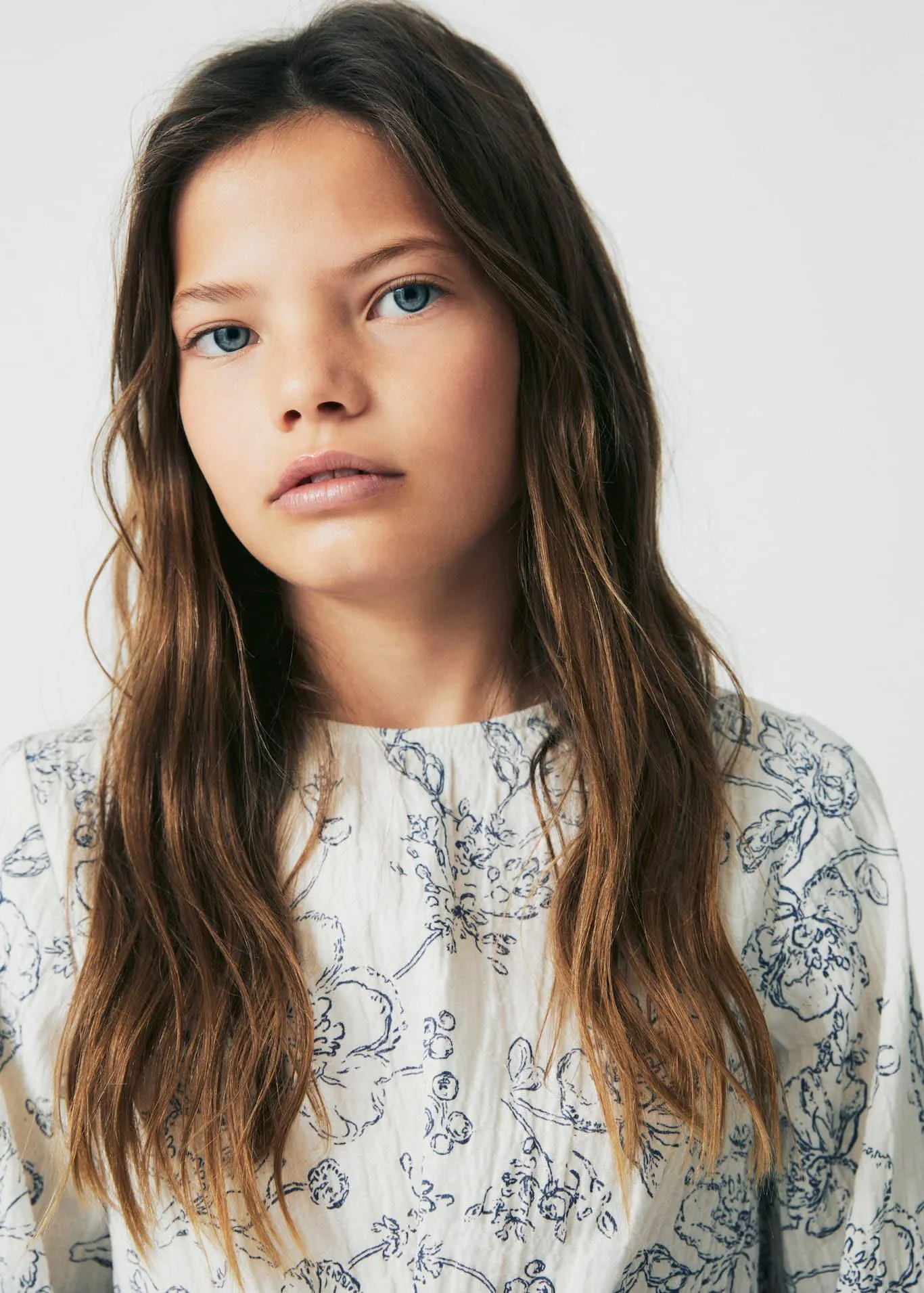 Düğüm detaylı desenli bluz