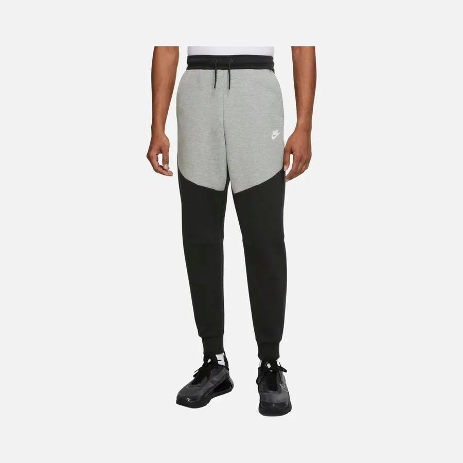 Nike Sportswear Tech Fleece Jogger Erkek Eşofman Altı