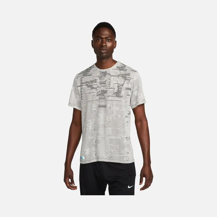 Nike Dri-Fit ADV Run Division Techknit Running Short-Sleeve Erkek Tişört