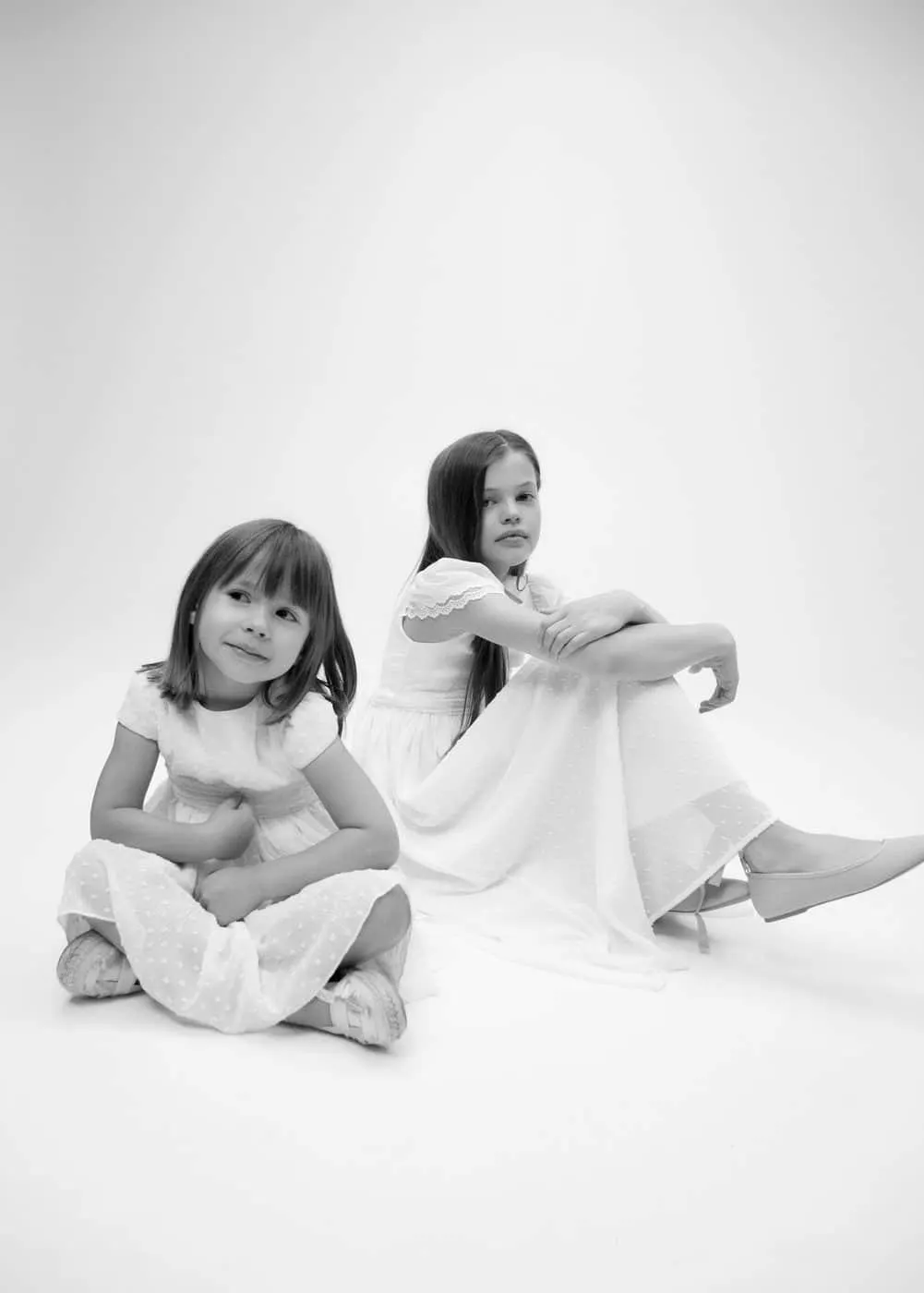 İşlemeli tül elbise