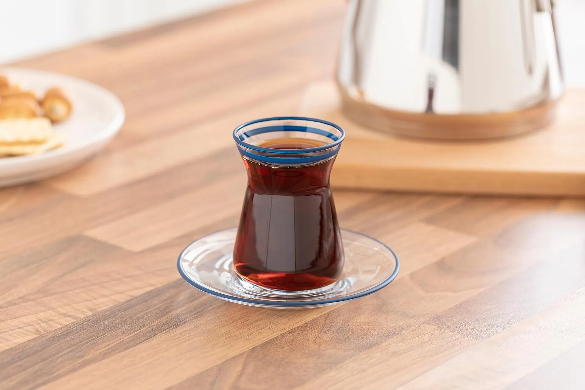 KİTCHEN ESSENTİALS LACİVERT RİMLİ 4 KİŞİLİK ÇAY SETİ (ML5-101)