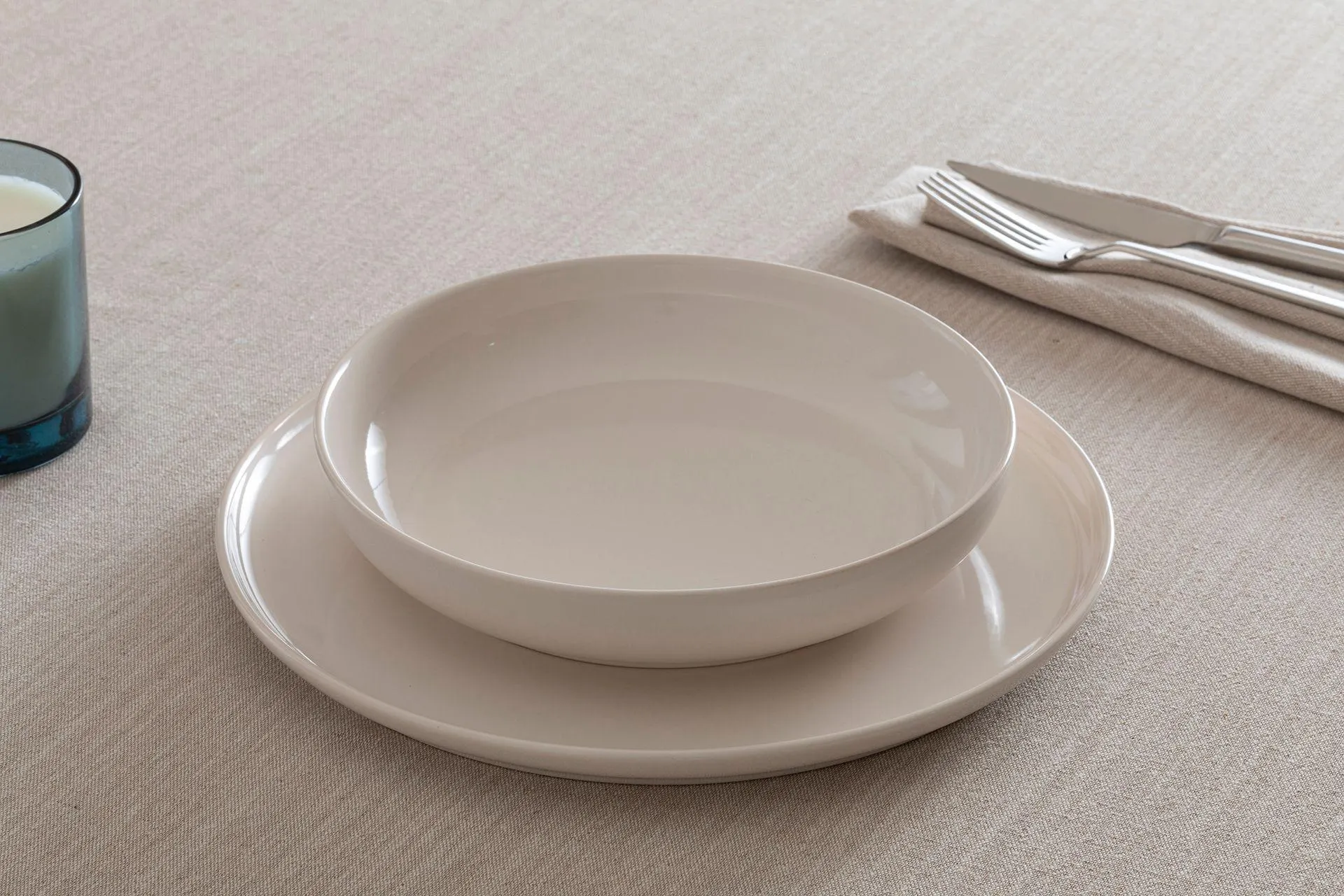 KİTCHEN ESSENTİALS STONEWARE ÇUKUR YEMEK TABAĞI 21 CM, BEJ (UN2-106)