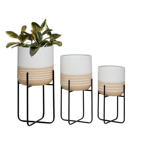 Set of 3 White Metal Farmhouse Planter, 20", 24", 28"