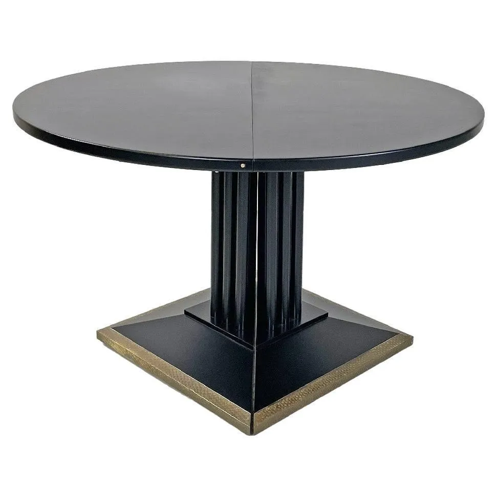 Mesa de comedor moderna italiana extensible negra y dorada de Thonet, años 90