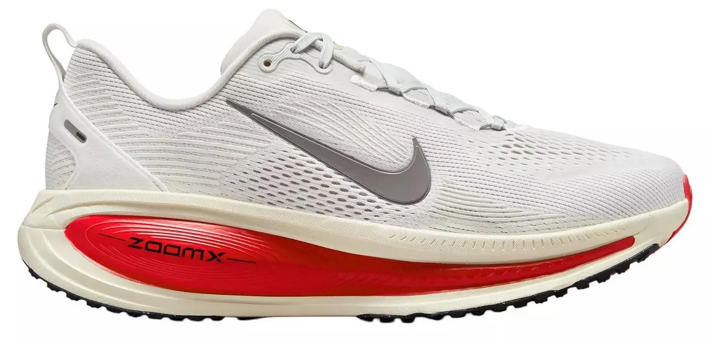 Nike Men's Vomero 18 Running Shoes