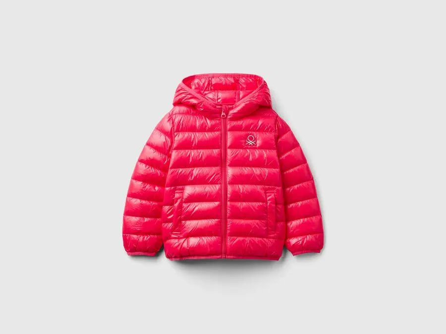 Cazadora acolchada con capucha