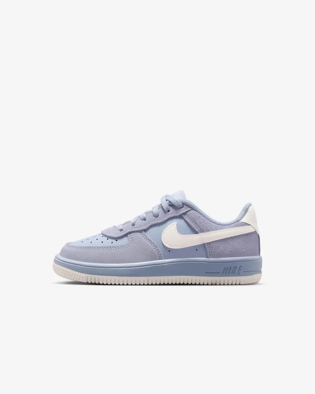 Nike Force 1 Low LV8 2