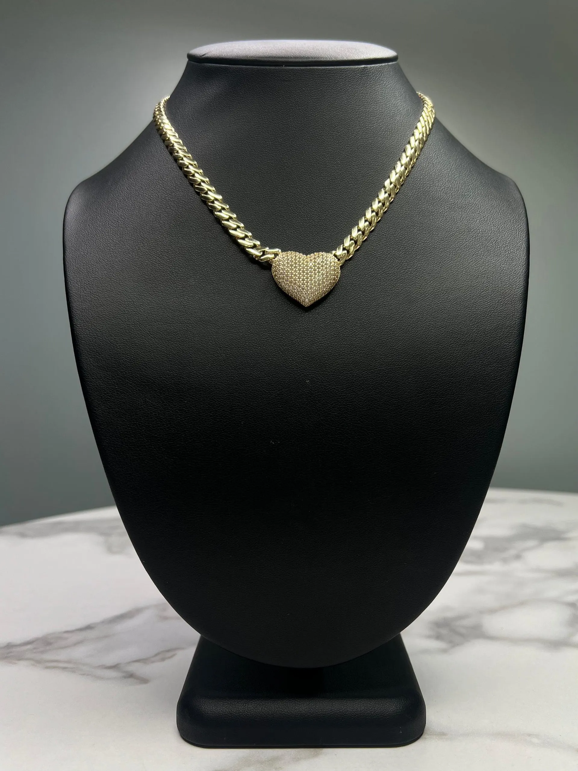 10k Heart Choker
