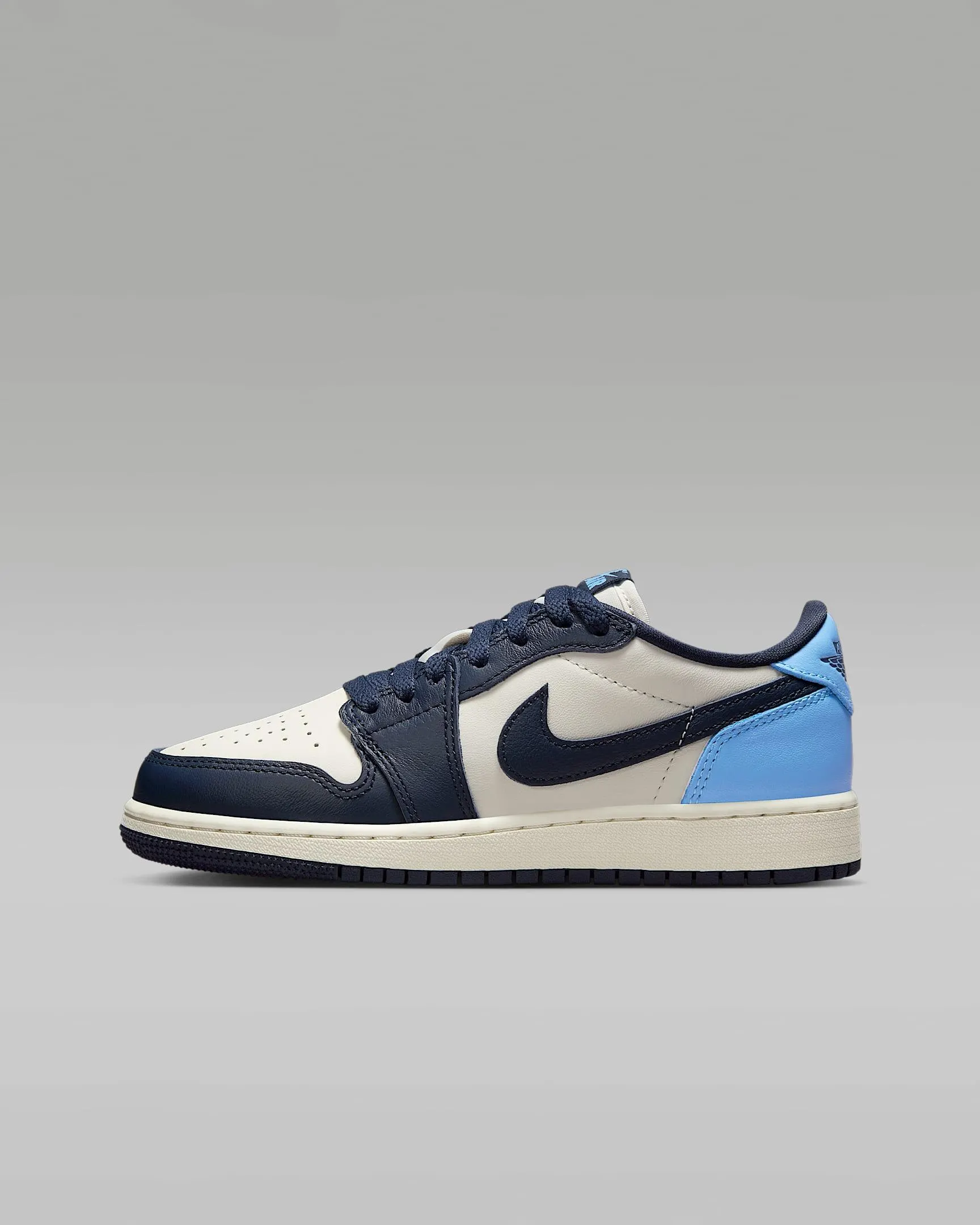 Air Jordan 1 Low OG "Obsidian"