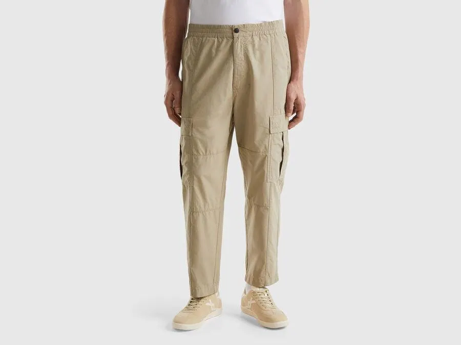 Pantalón cargo de algodón ligero