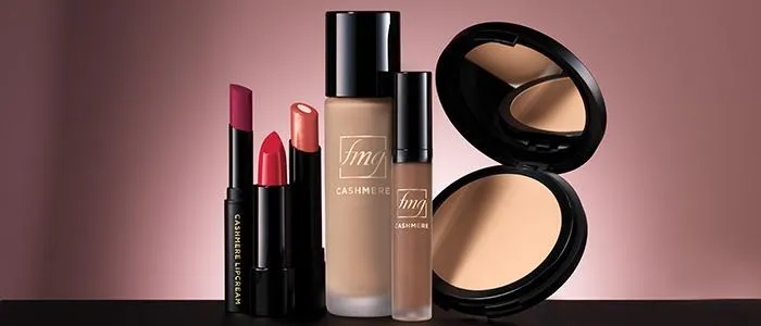 fmg Cashmere Compact Powder Foundation