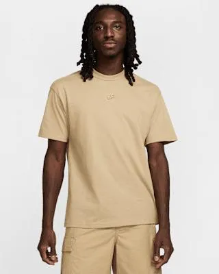 Nike Sportswear Premium Essentials