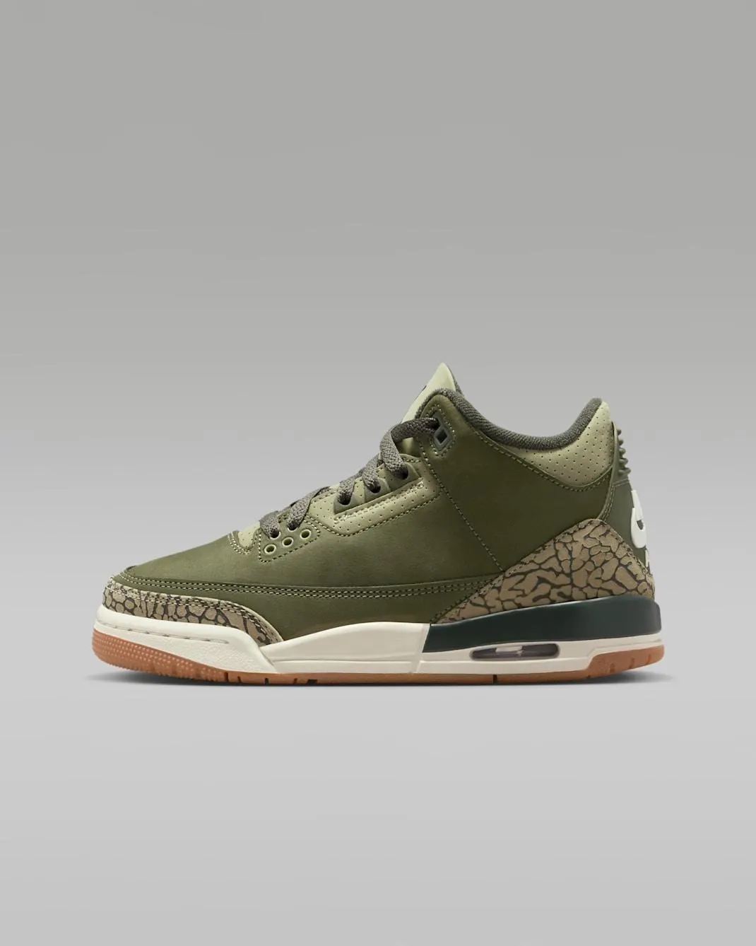 Air Jordan 3 Retro "Medium Olive"