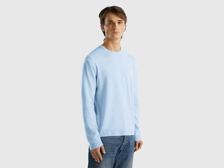 Jersey de cuello redondo celeste de pura lana merina