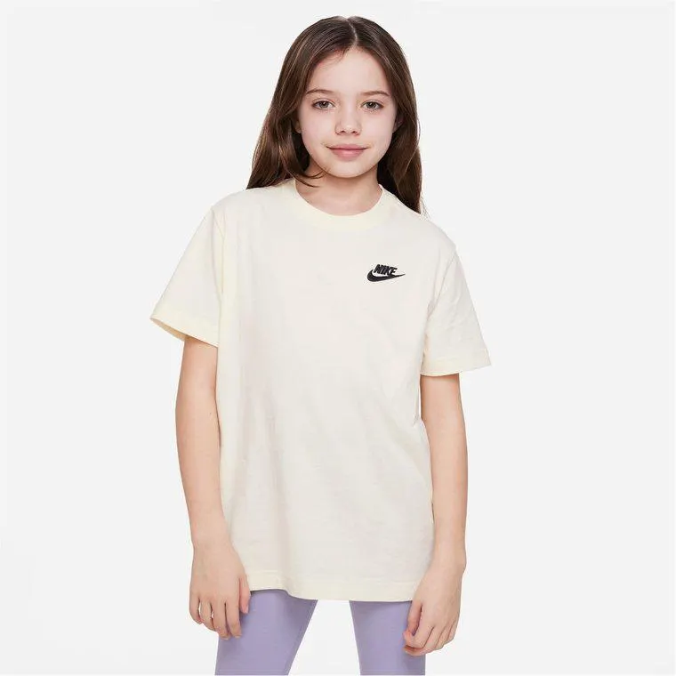 Nike Sportswear Big Kids (Girls) T Shirt