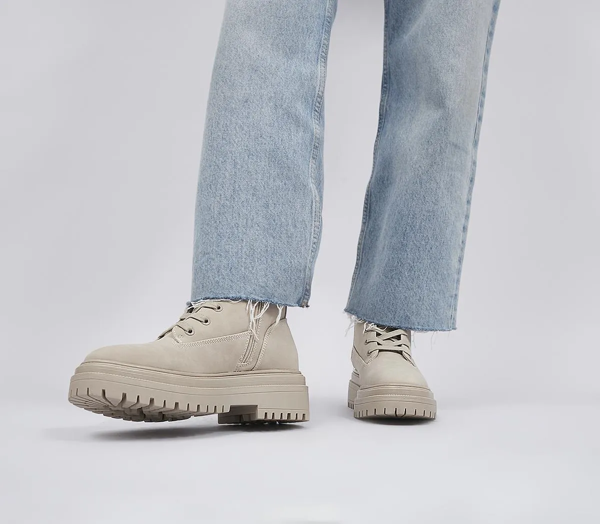 Amuse Padded Collar Lace Up Ankle Boots