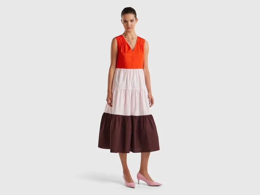 Color block dress with flounces