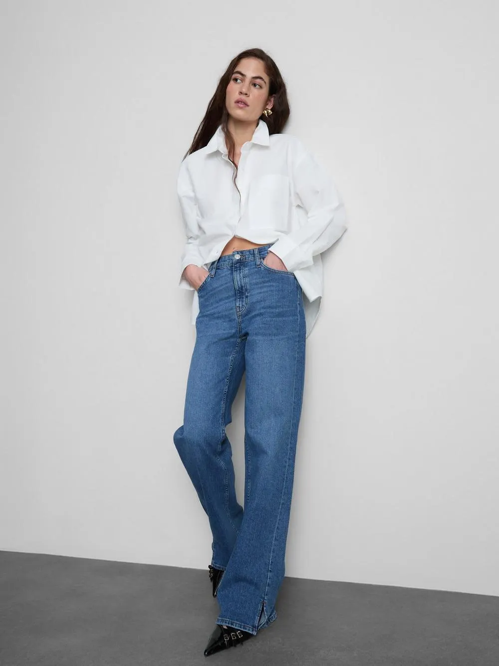 Twisted Seam Mid-Rise Flared Jeans