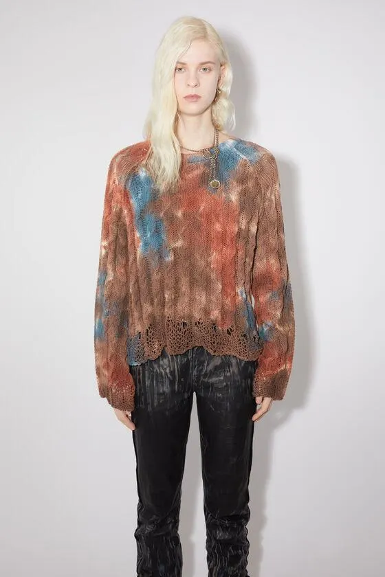 Tie-dye cable-knit jumper