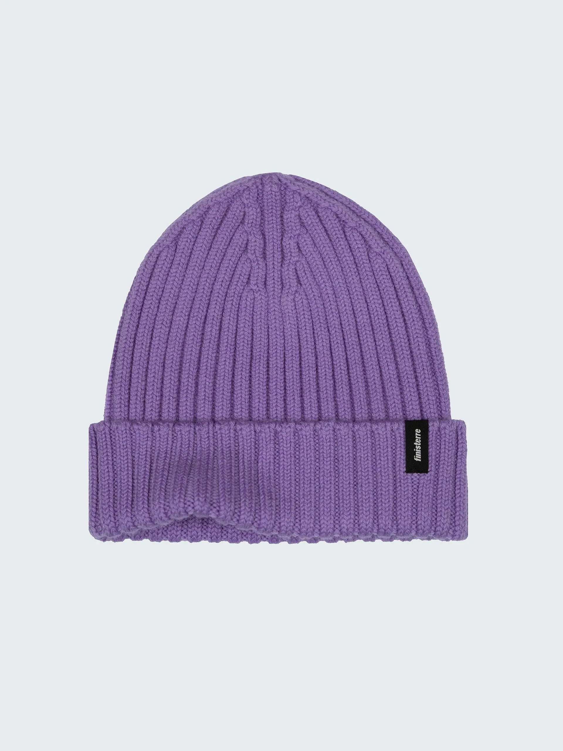 100% extrafine merino wool beanie in violet