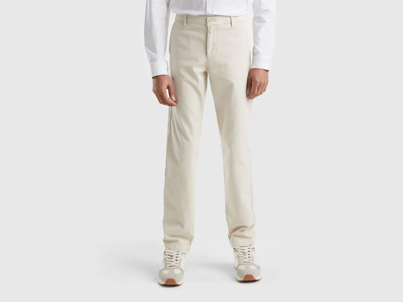 Slim fit chinos in stretch cotton