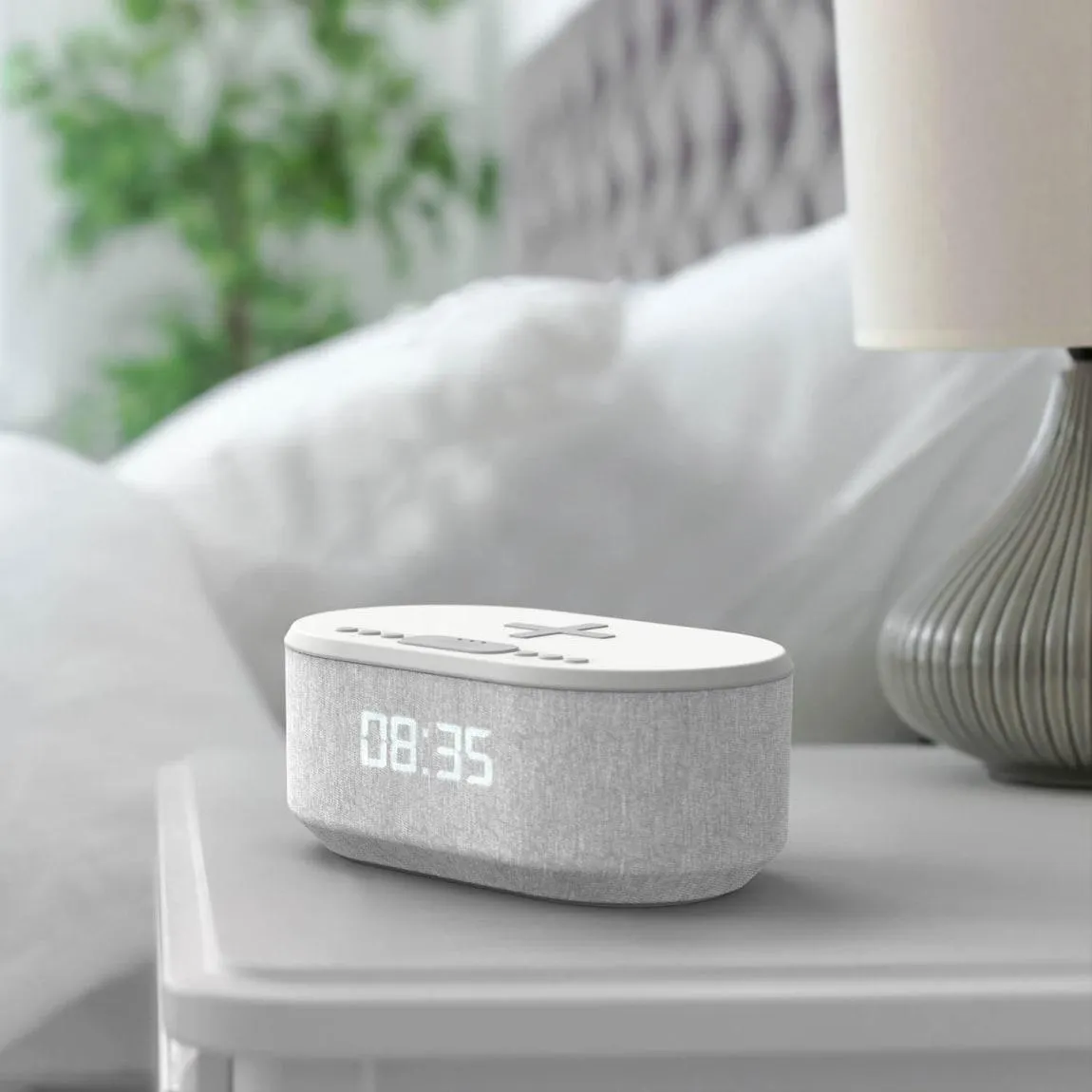 Goodmans Wireless Charging Alarm Clock Radio