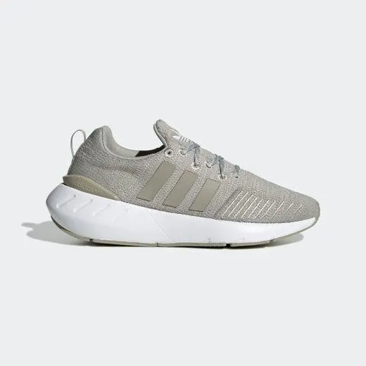 adidas Swift Run 22
