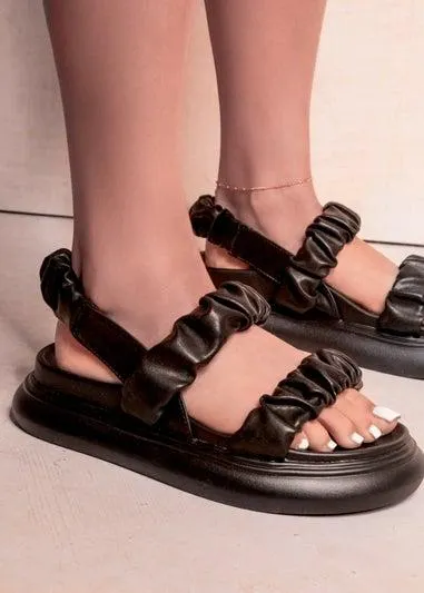 Where's That From Black Gianna Ruched Chunky Sandals - Size 3