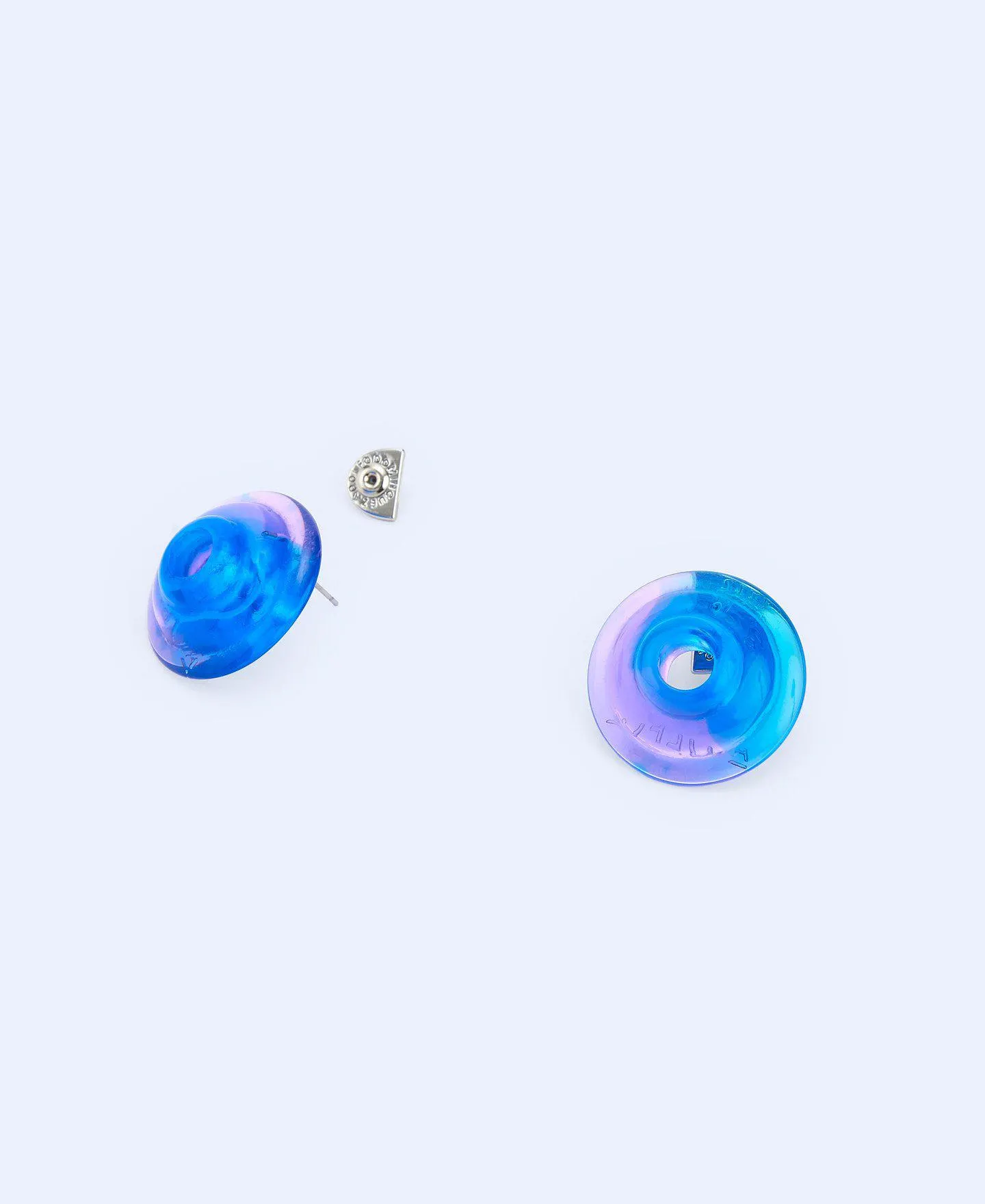Circular resine earrings
